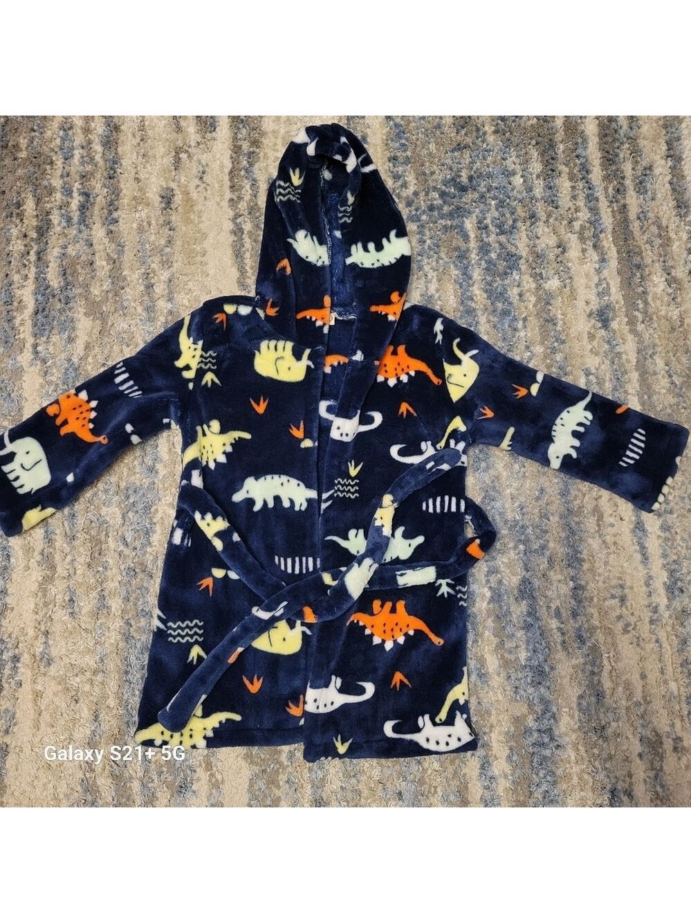 Size 100/3T...Dinosaur Print Hooded Robe